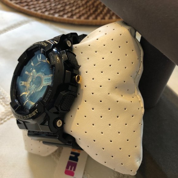 TWO New Watch {PLUS Free Pair SUNGLASSES - Picture 14 of 14